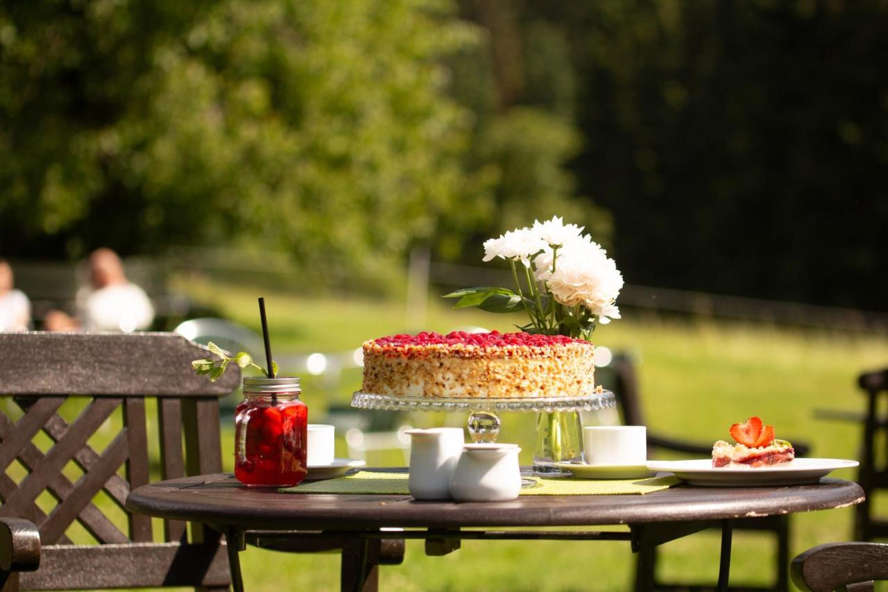 Berg & Spa Hotel Gabelbach Ilmenau Bagian luar foto