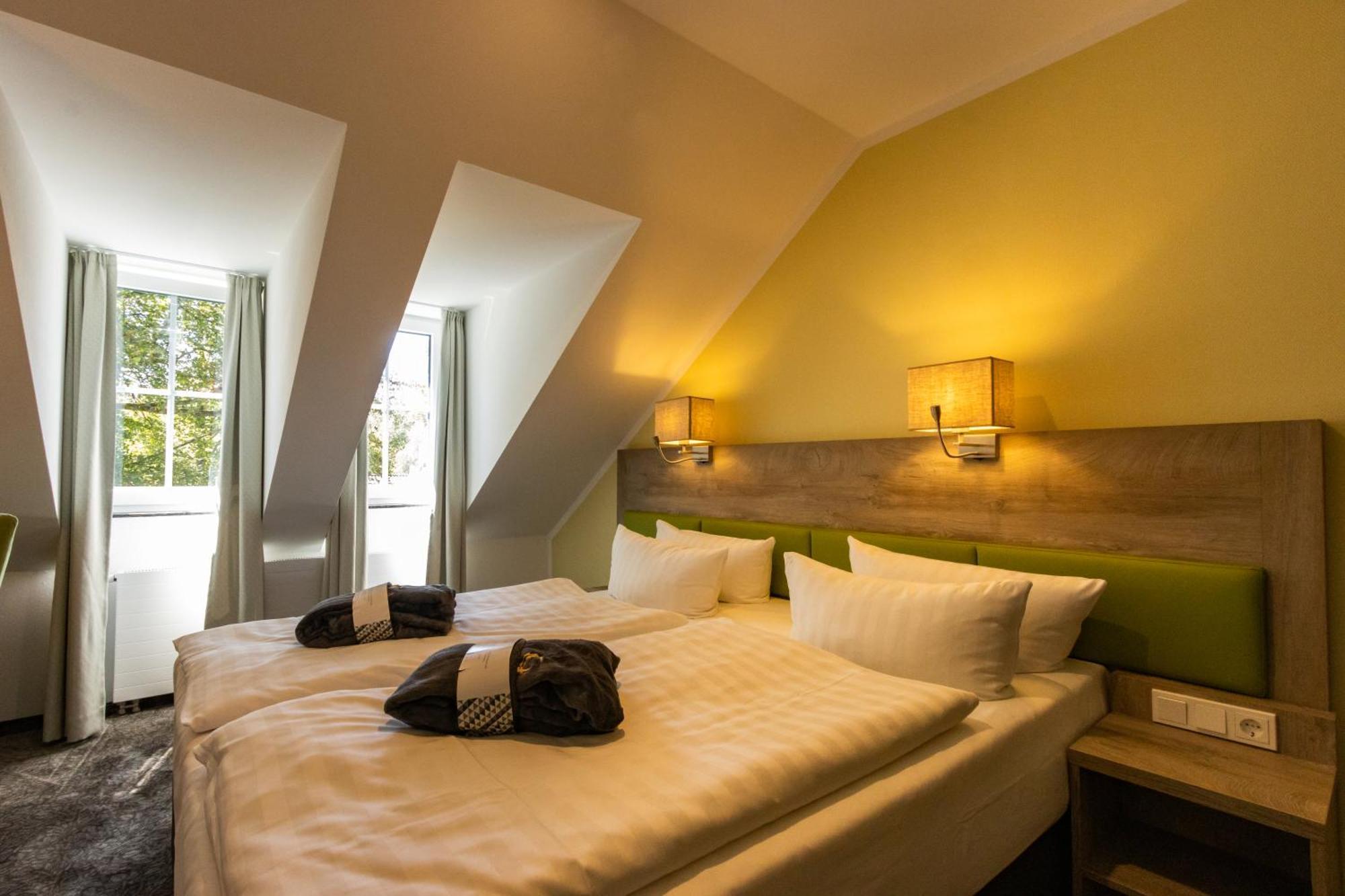 Berg & Spa Hotel Gabelbach Ilmenau Bagian luar foto
