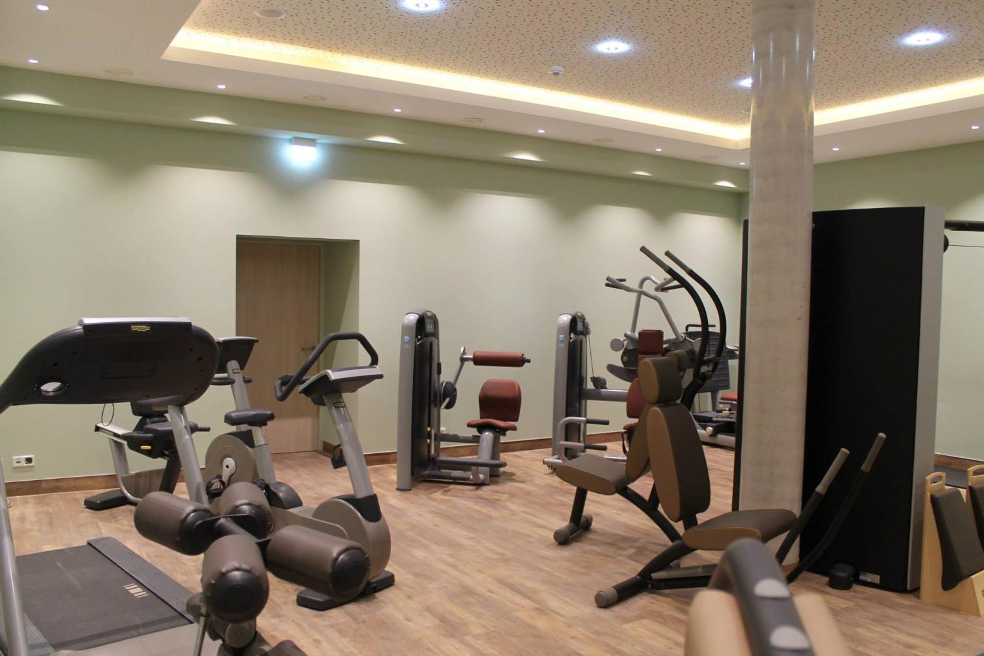 Berg & Spa Hotel Gabelbach Ilmenau Bagian luar foto