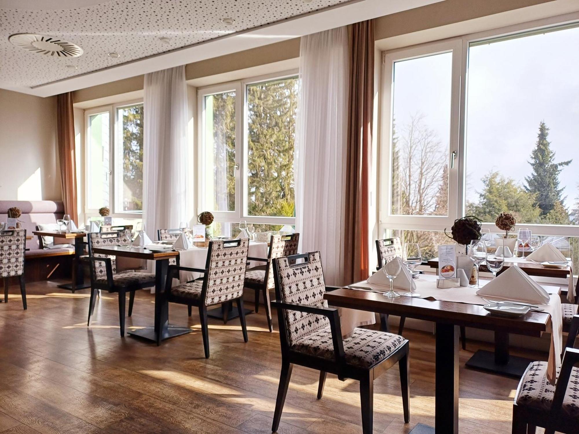 Berg & Spa Hotel Gabelbach Ilmenau Bagian luar foto